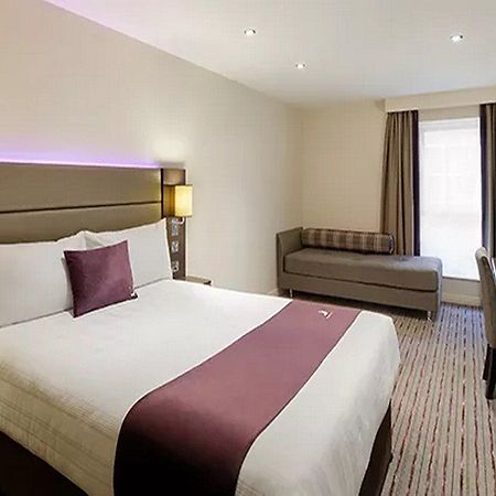 Premier Inn Premier Inn Silverstone Syresham المظهر الخارجي الصورة